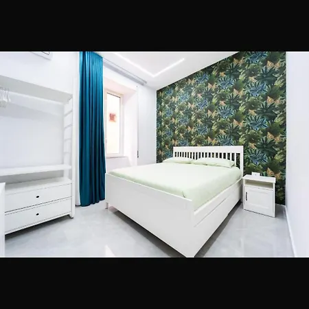 Quartieri22 Bed & Breakfast 4*